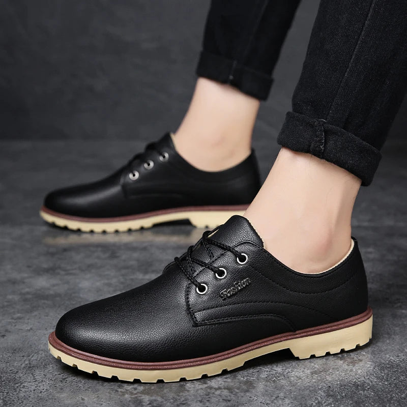 Versatile and waterproof lace-up shoes in black, brown, and blue colors for Kiwi men