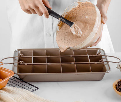 Sturdy stainless steel brownie pan with detachable design and temperature-resistant features for Kiwi bakers