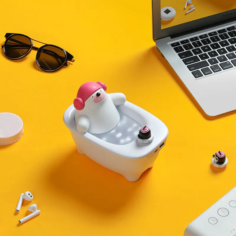 White USB air humidifier with 550ml water tank on desk
