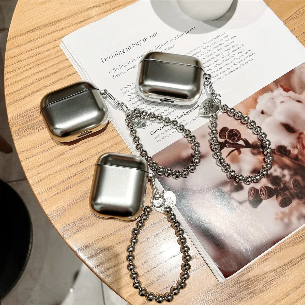 Matte plating TPU protective case for Apple AirPods and AirPods Pro Bluetooth headphones.