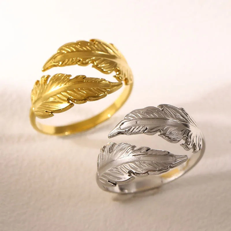 Adjustable titanium steel feather ring in silver or gold colour with electroplated finish