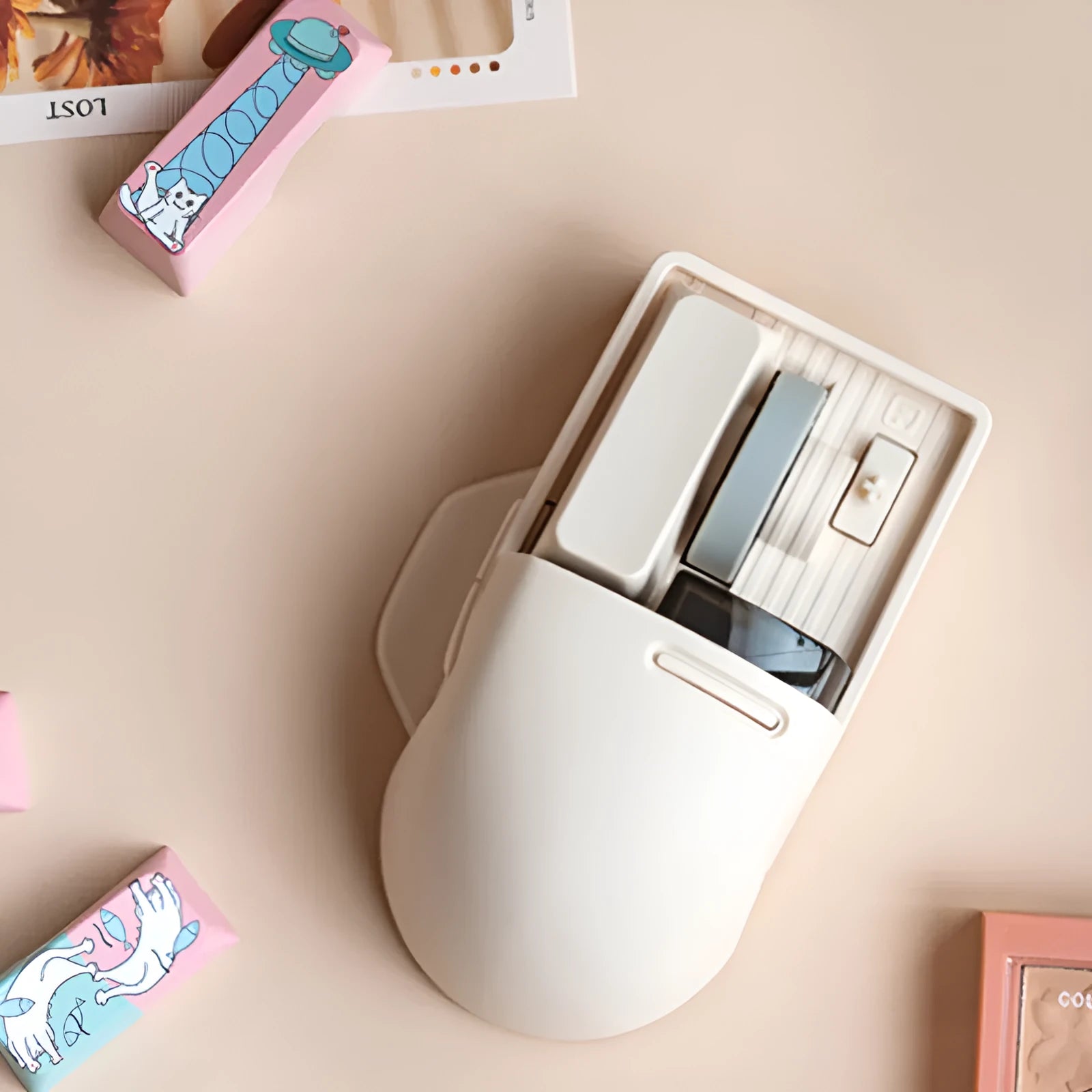 Xiaoqiao Tofu colour wireless mouse with seven buttons and USB-C charging port