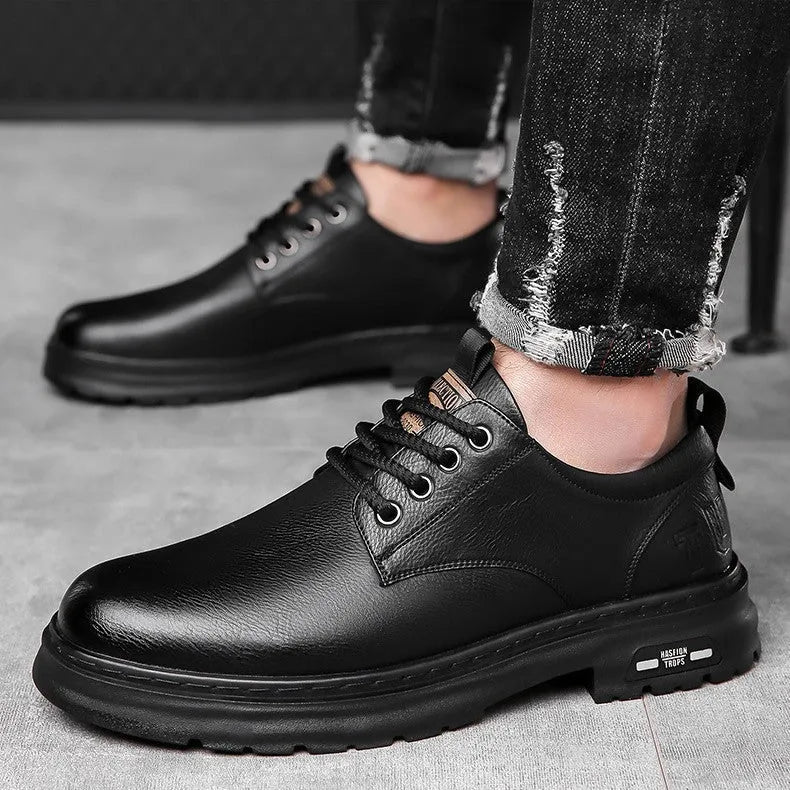 Retro men's casual leather shoes with round toe and flat square heel in black or brown colours