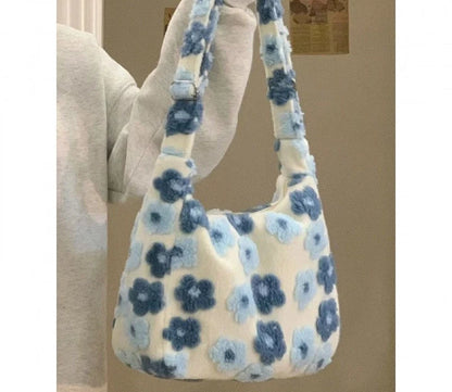 Large capacity women's fur bag in white and blue with adjustable strap