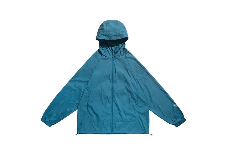 Men's thin hooded sports coat in chemical fibre blend fabric with top stitching slit pockets