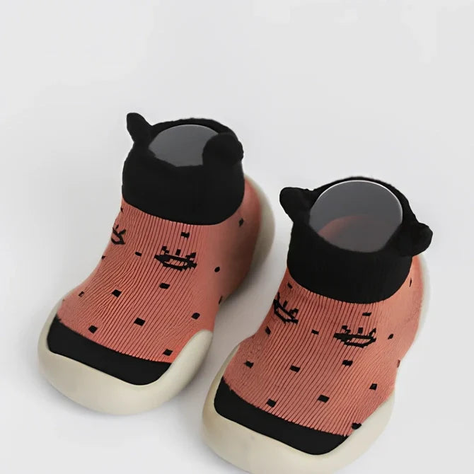 Breathable combed cotton toddler floor socks in black bow tie pattern, size M for 12.5-13.5cm feet, mesh for sweat absorption