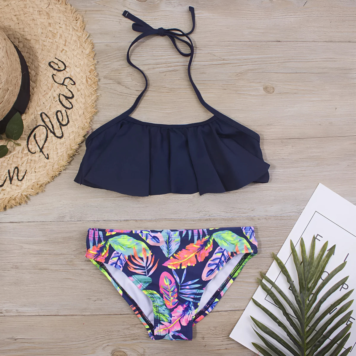 Feather printed lace up bikini set in chemical fibre blend with high elasticity for swimming and wading sports