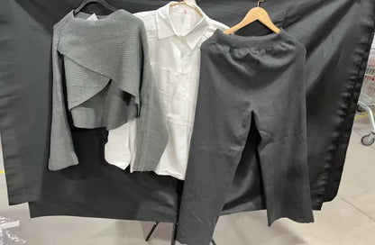 Women's 3-piece knitted sweater suit in grey with white shirt and wide-leg pants for autumn and winter wear