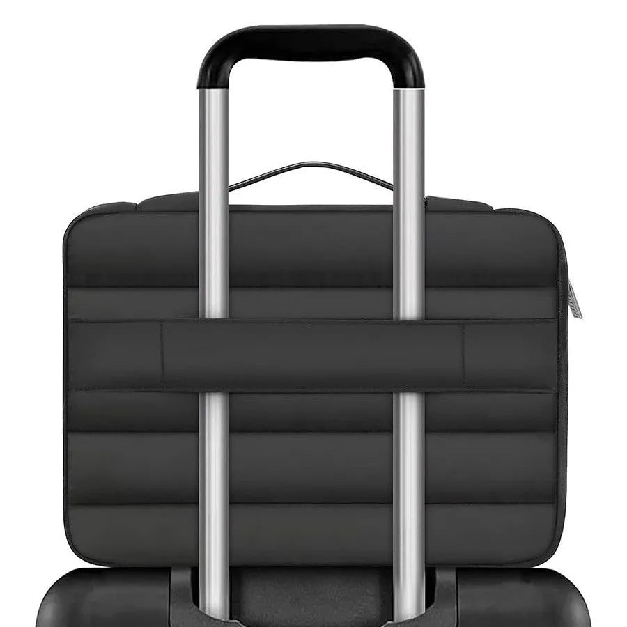 Solid colour velvet laptop bag with plaid detail for a 13.3 or 15.4 inch device.
