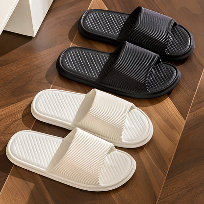 Summer slippers with rhombus pattern and non-slip foam soles for indoor wear
