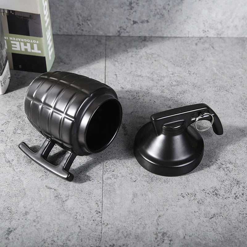 Grenade-Inspired Ceramic Coffee Mug with Lid - Military-Style Design