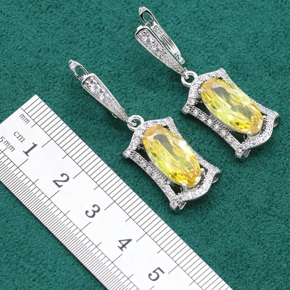 Anti-allergy zircon jewellery set with necklace, earrings, ring and bracelet in yellow alloy