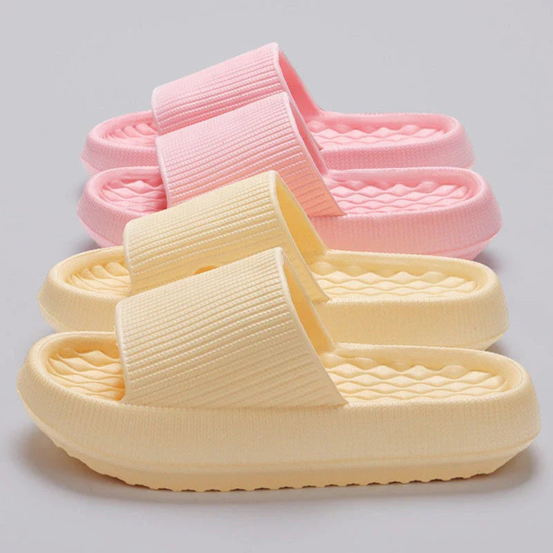 Stylish EVA slippers with rhombus stripe pattern for comfortable summer wear