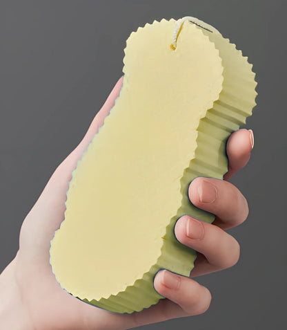 3D fish scale pattern bath sponge for gentle exfoliation and dead skin removal