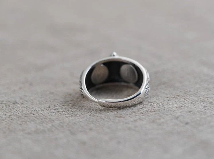 Vintage demon eye owl ring in sterling silver with adjustable opening