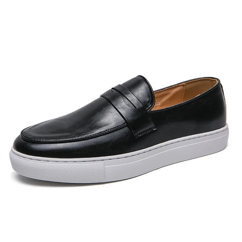 Men's plus size board shoes in black with flat heel, round toe, and artificial PU upper, shown on a neutral background.
