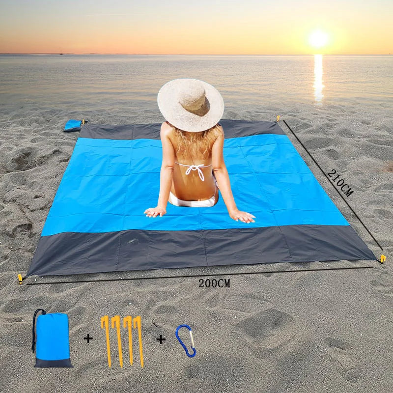 Foldable two-colour waterproof picnic mat for outdoor camping in vibrant colours