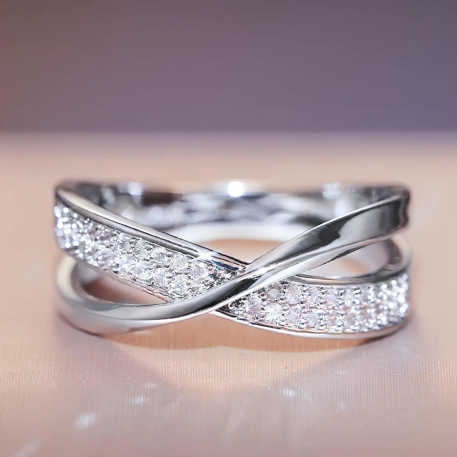 Women's X-shaped two-tone copper ring with zircon inlays, gold and silver options, sizes 6-10, 3.9g weight