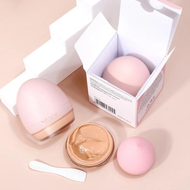 4-colour foundation cream compact with built-in sponge and small spoon applicator