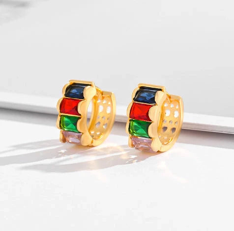 Gold-plated square crystal zircon earrings for women, versatile and elegant design