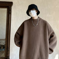 Men's loose fit round neck polyester sweater in solid colour for spring and autumn casual wear