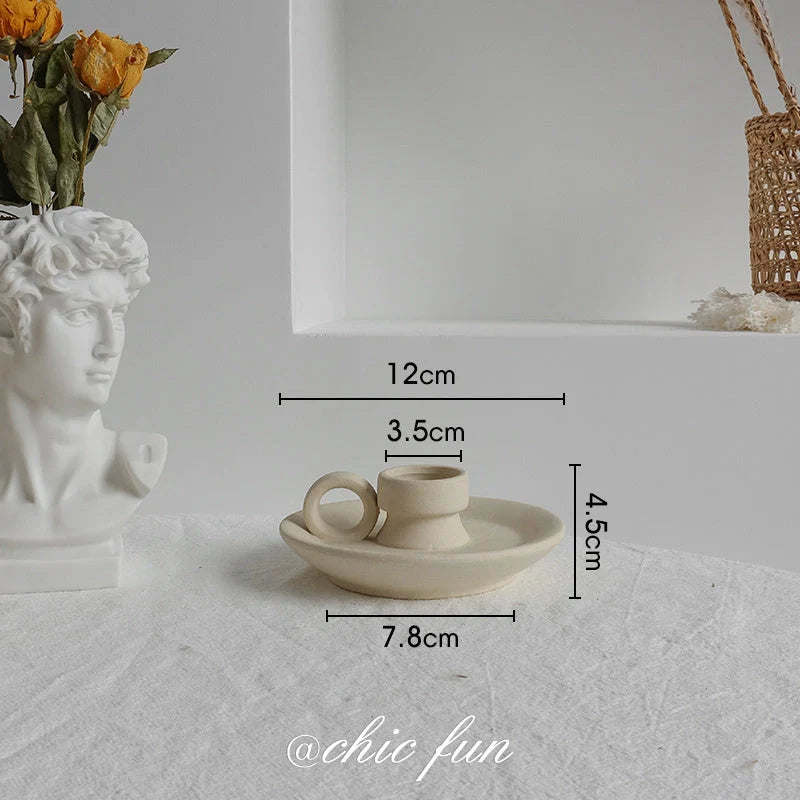 Simplicity Ceramic Vase for dry flower arrangement in Nordic home decor