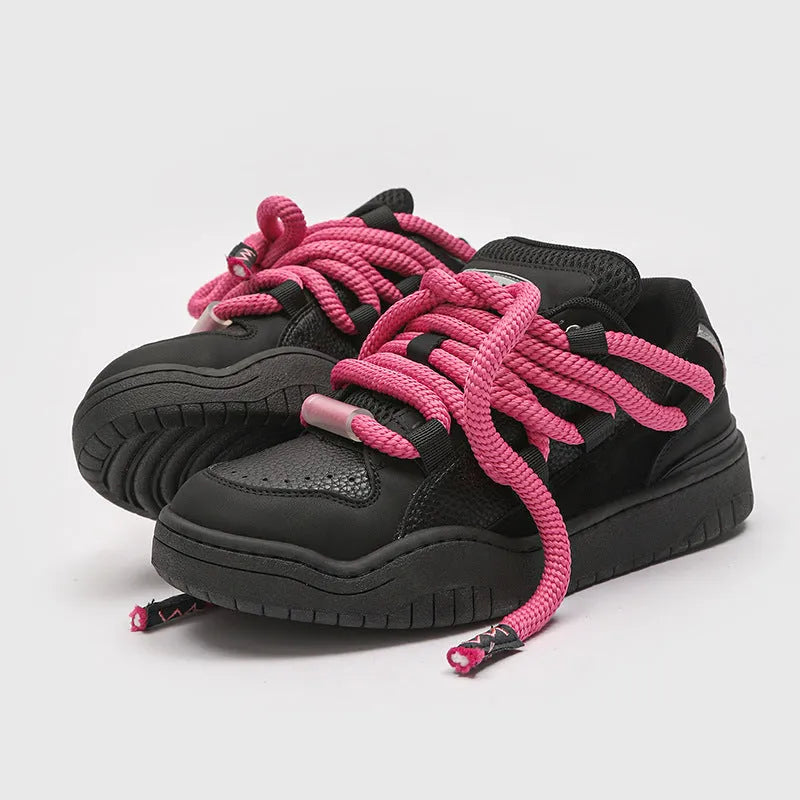 Casual unisex sneakers with thick rubber sole and round toe in various colours