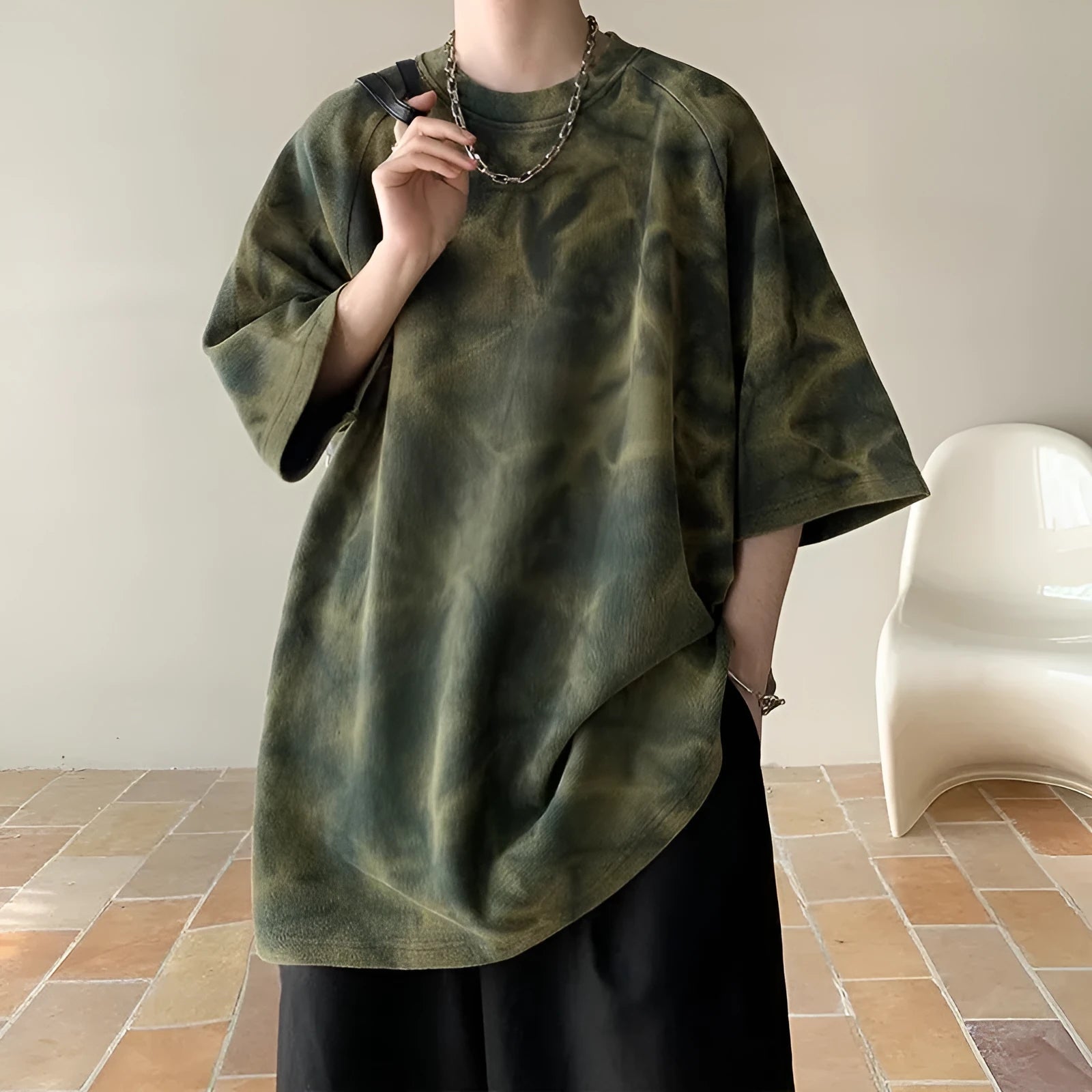 Retro loose fit men's short sleeve t-shirt in black and army green and purple colours