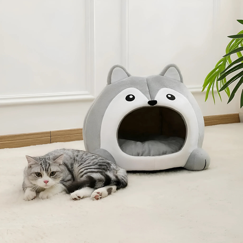 Fox-shaped indoor pet cushion in cloth with removable cushion, available in sizes S, M, L