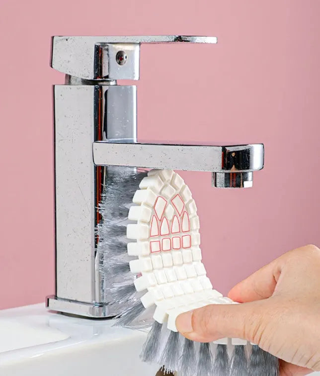 White flexible brush for cleaning bathroom tile grout lines, made of PP plastic, 15.5x5.8x4cm