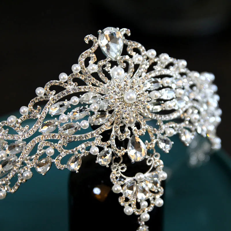 Silver Baroque bride crown with pearl and quota decoration on alloy frame, 15cm diameter