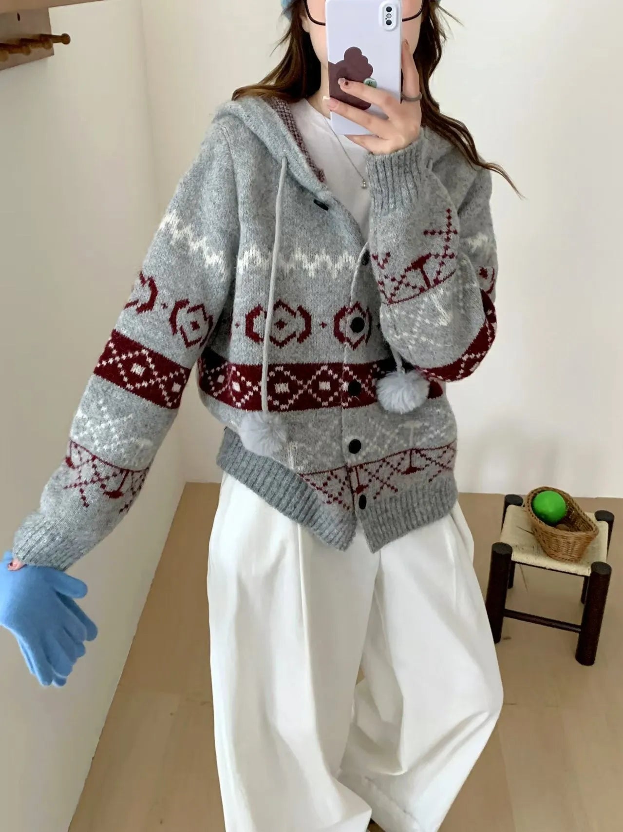 Women's loose grey geometric brocade acrylic sweater coat with long sleeves