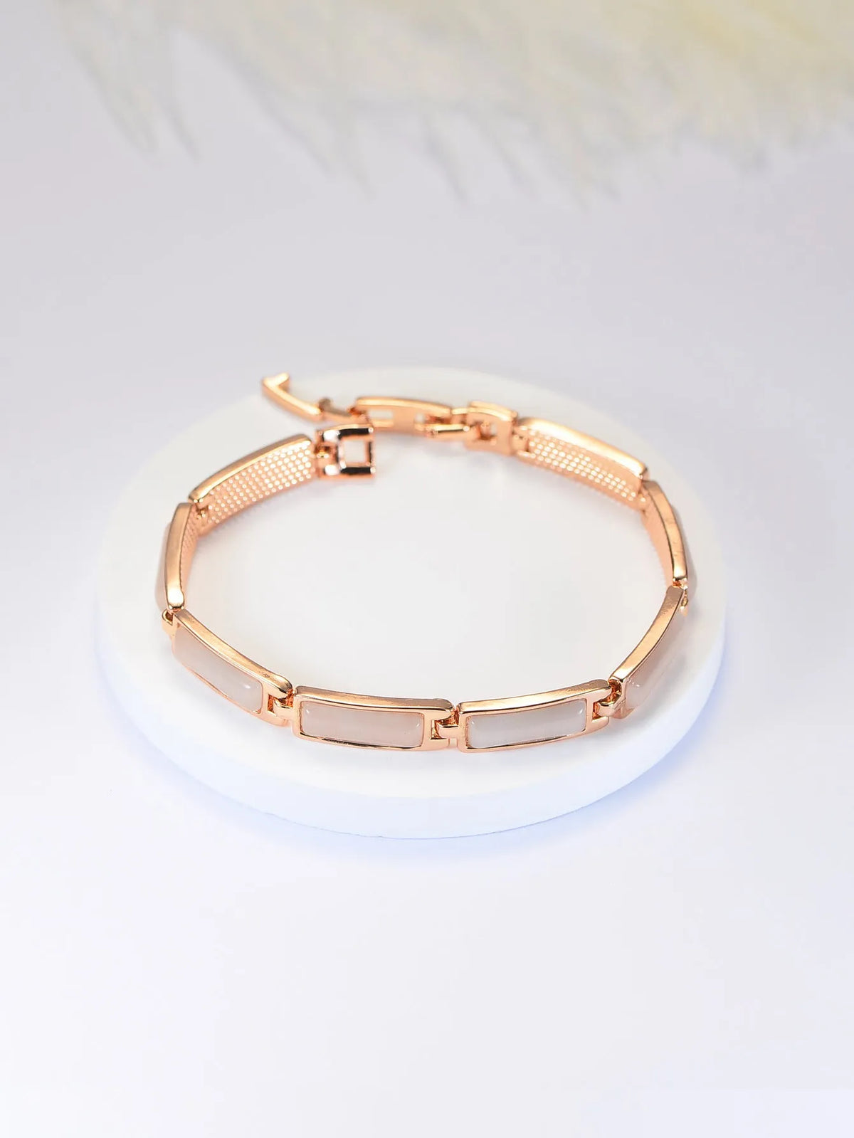 Geometric rose gold opal bracelet for women with quadrilateral alloy frame and gemstone inlay