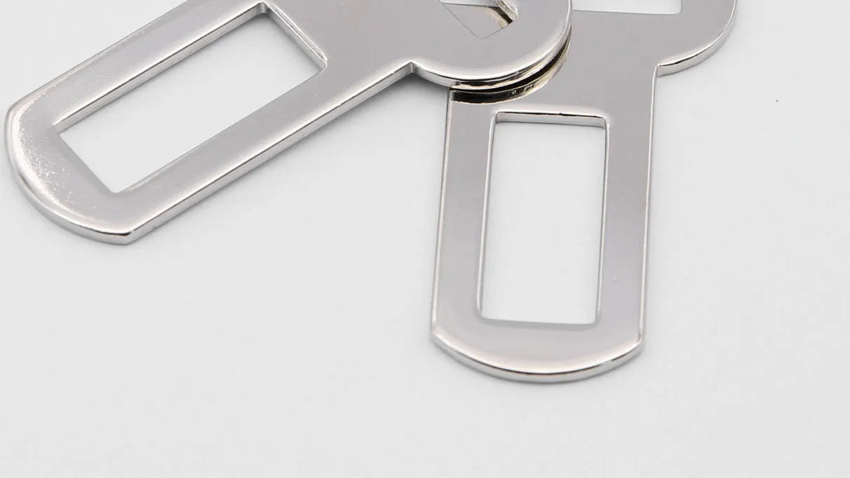 26mm silvery metal pet safety buckle with quick-release clasp for dog restraint systems