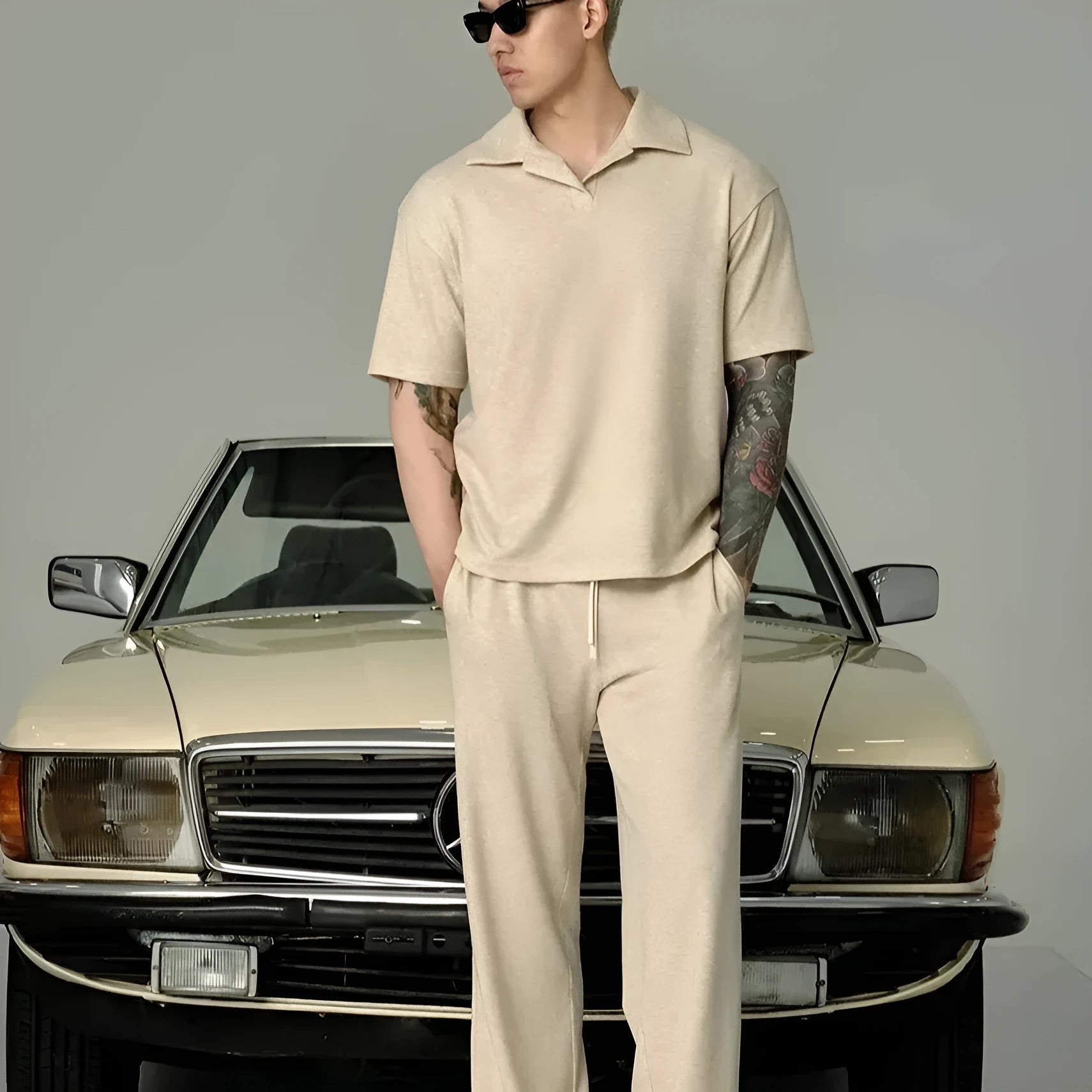 Men's beige cotton short-sleeved T-shirt with matching trousers, casual summer suit
