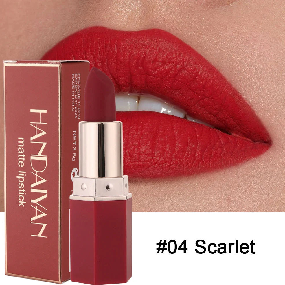 Six colour matte non-stick lipstick with 3.5g formula containing multivitamins and mineral oil