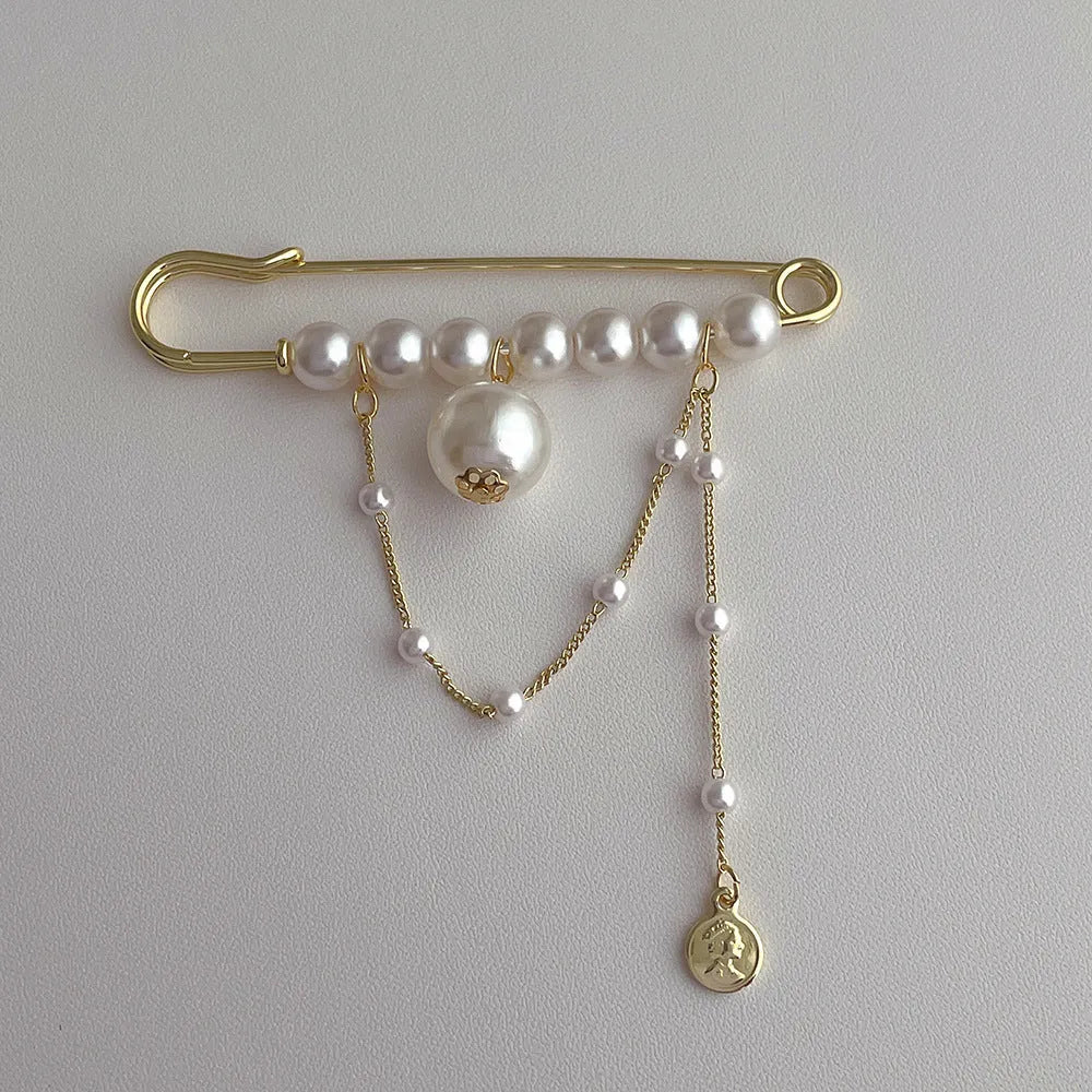 Ins Style Retro stick pearl brooch on metal base, unisex decorative pin with electroplated finish