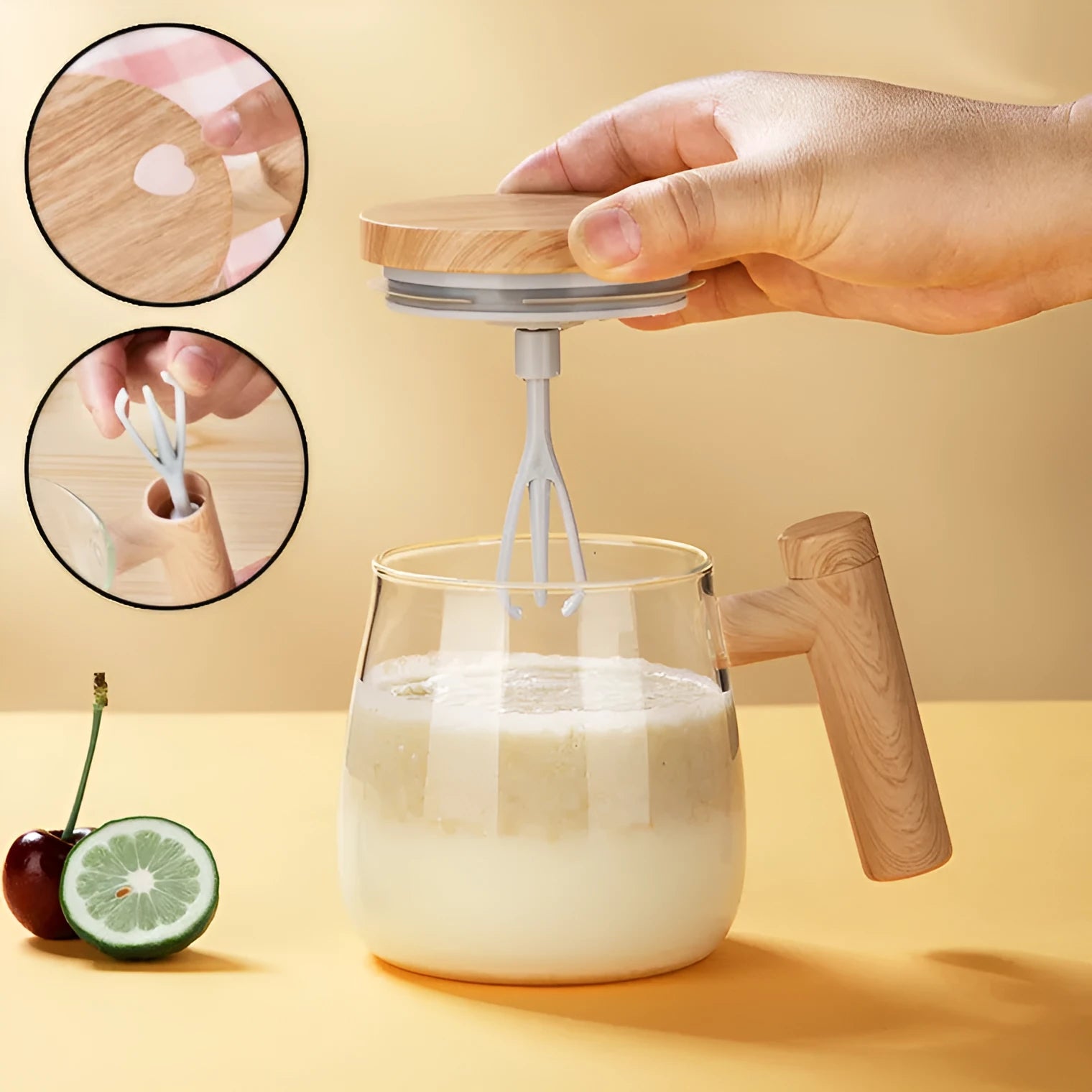 400ml automatic self-stirring coffee mug in borosilicate glass with electric mixing button.
