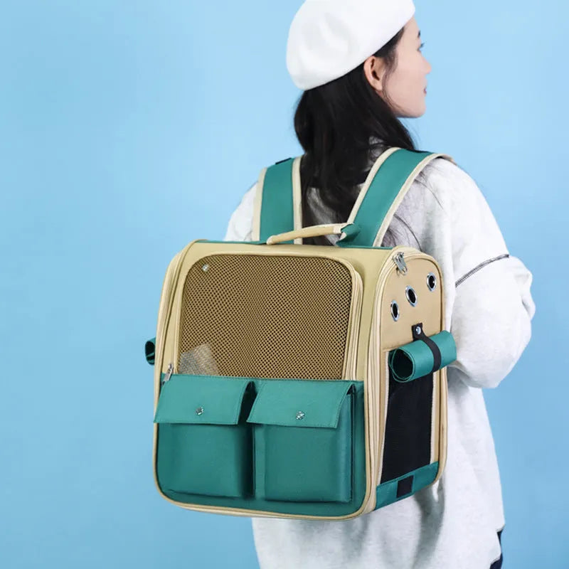 Extendable nylon pet backpack in solid colour with 18-litre cabin capacity for cats and small dogs