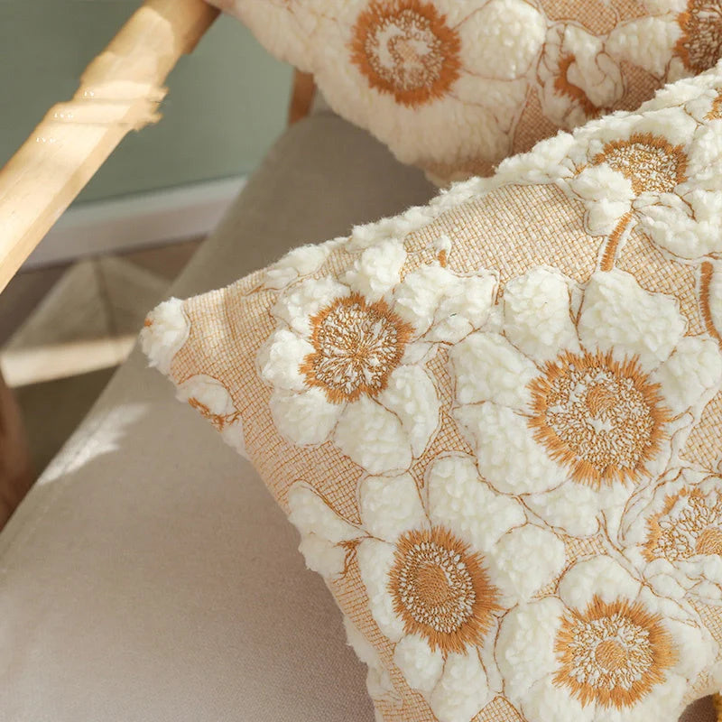 French vintage pillow cover with sunflower design, 100% cotton, available in 45x45cm and 30x50cm sizes