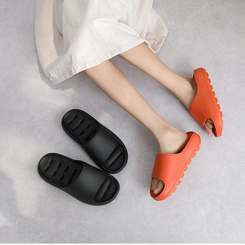Thick-soled EVA slippers in various colours for home and bathroom use