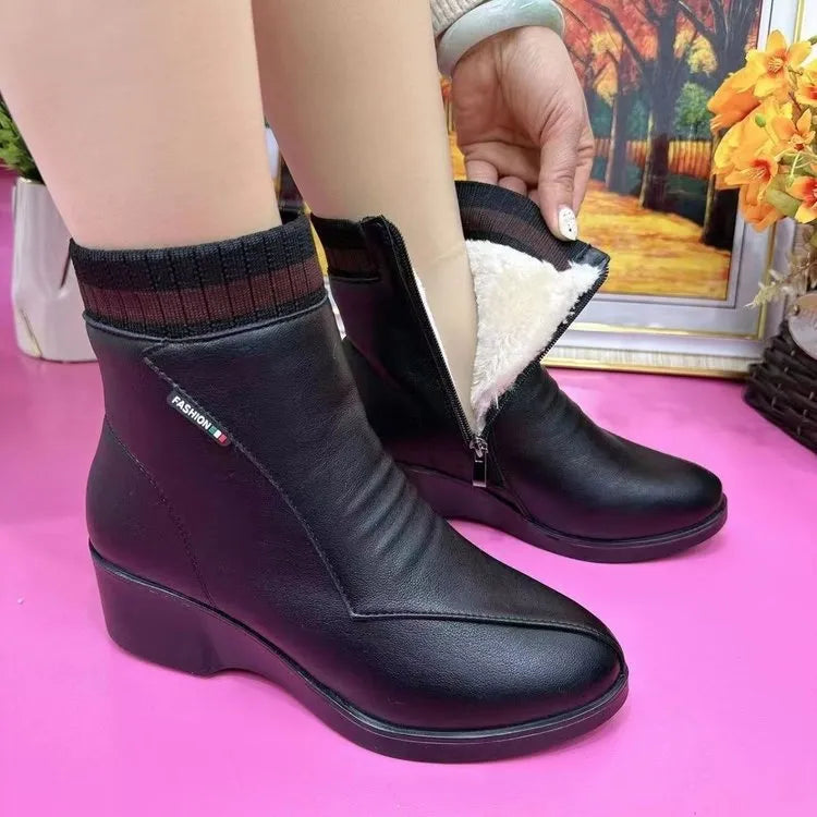 Women's mid-heel ankle boots with square heel, side zipper, soft leather, and velvet lining in black and red