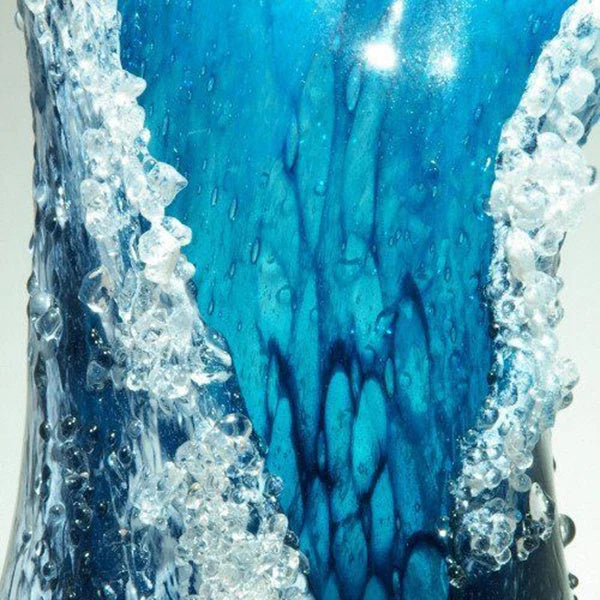Majestic Wavy Vase Resin Desktop Flower Pot with ocean wave design