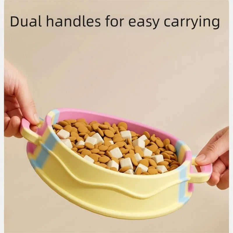 Silicone slow food bowl with double-ear handle and interactive maze design for dogs, in green colour