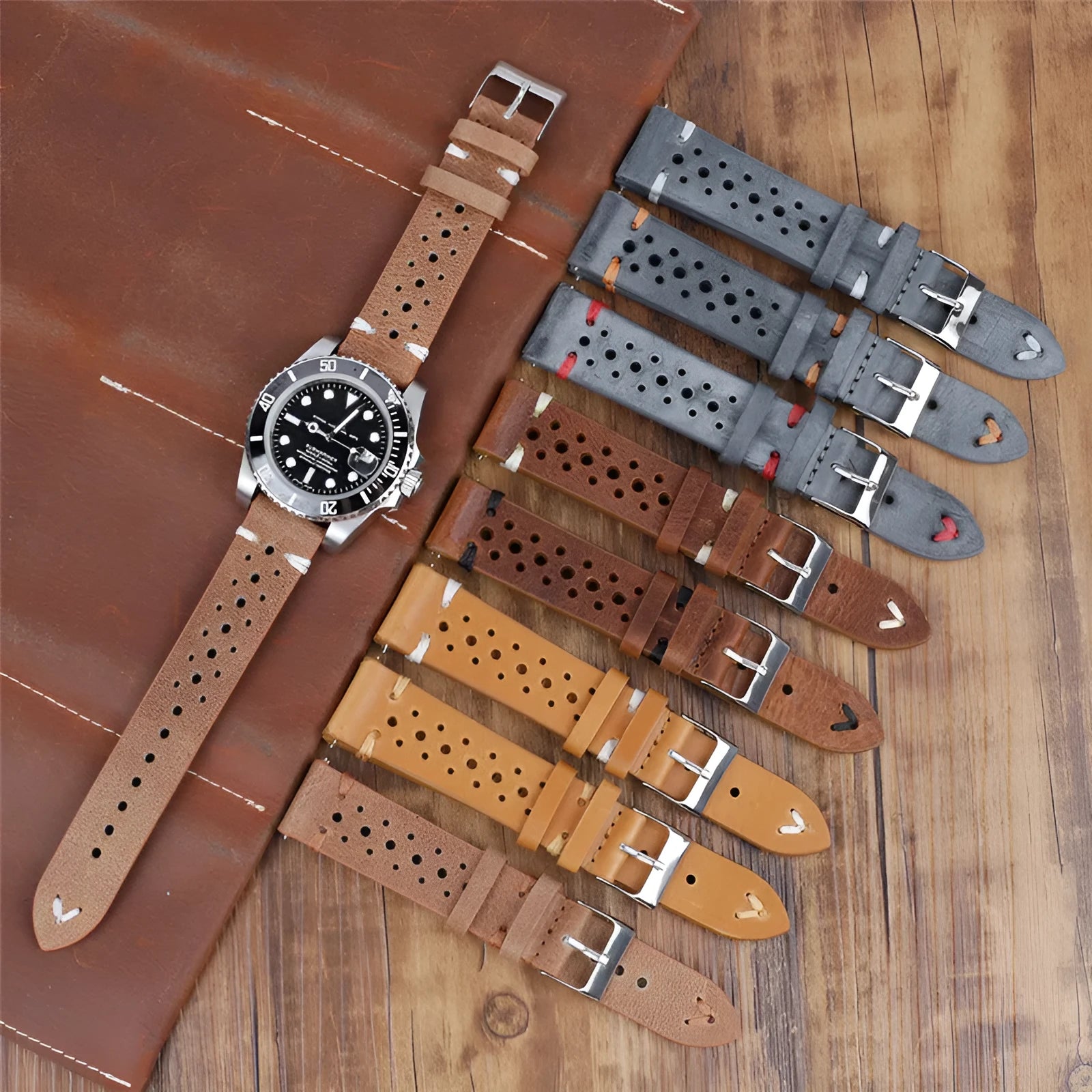 Handmade retro genuine leather watch band in brown with contrast stitching, size 22mm