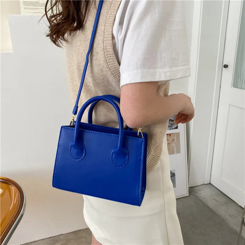 Retro casual women's small square shoulder bag in synthetic PU leather with single strap