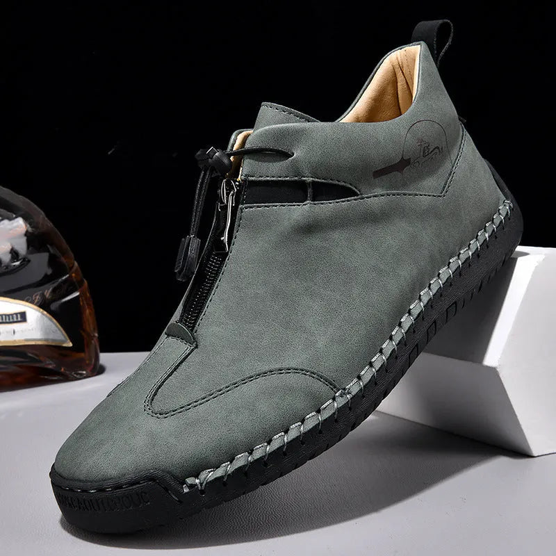 Men's casual leather shoes with pointed toe and mid-heel in black, blue, green, or khaki colours