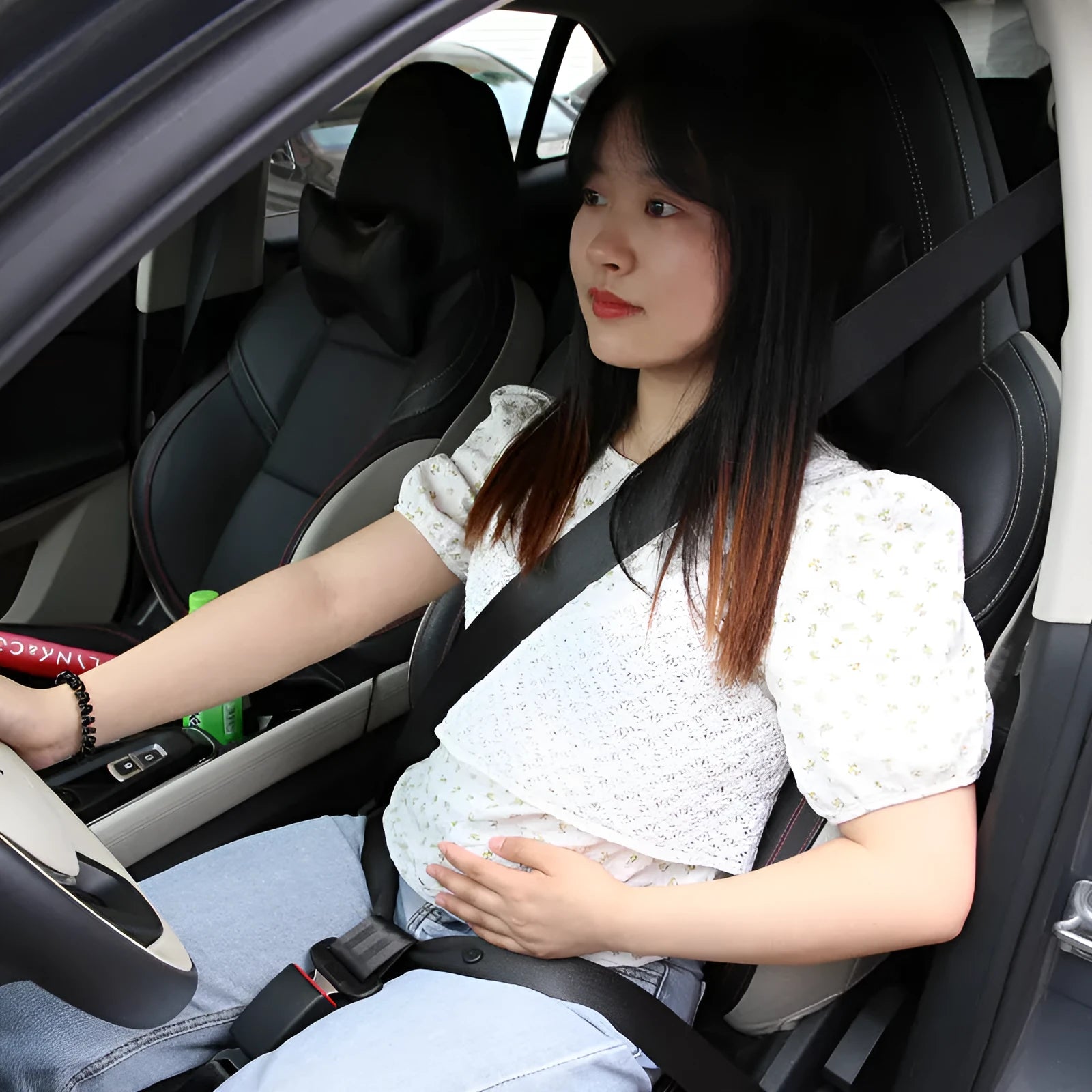 Pregnancy car seat belt support with adjustable 1.75m length for expectant mothers