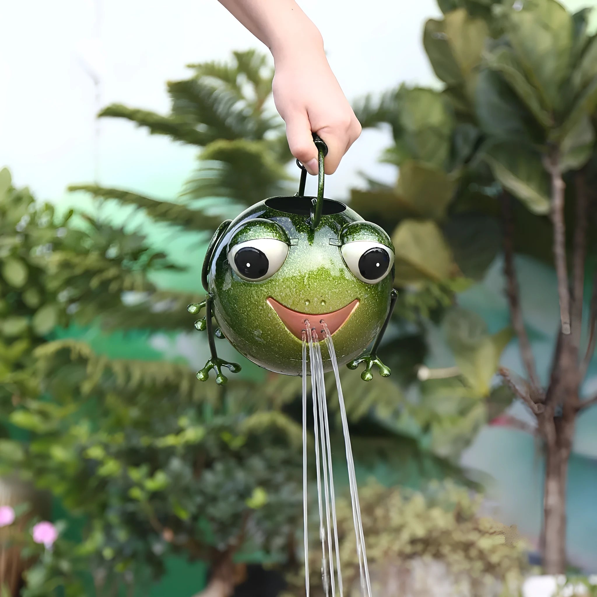 Creative cartoon iron frog watering pot wrought iron garden home decoration novelty watering can