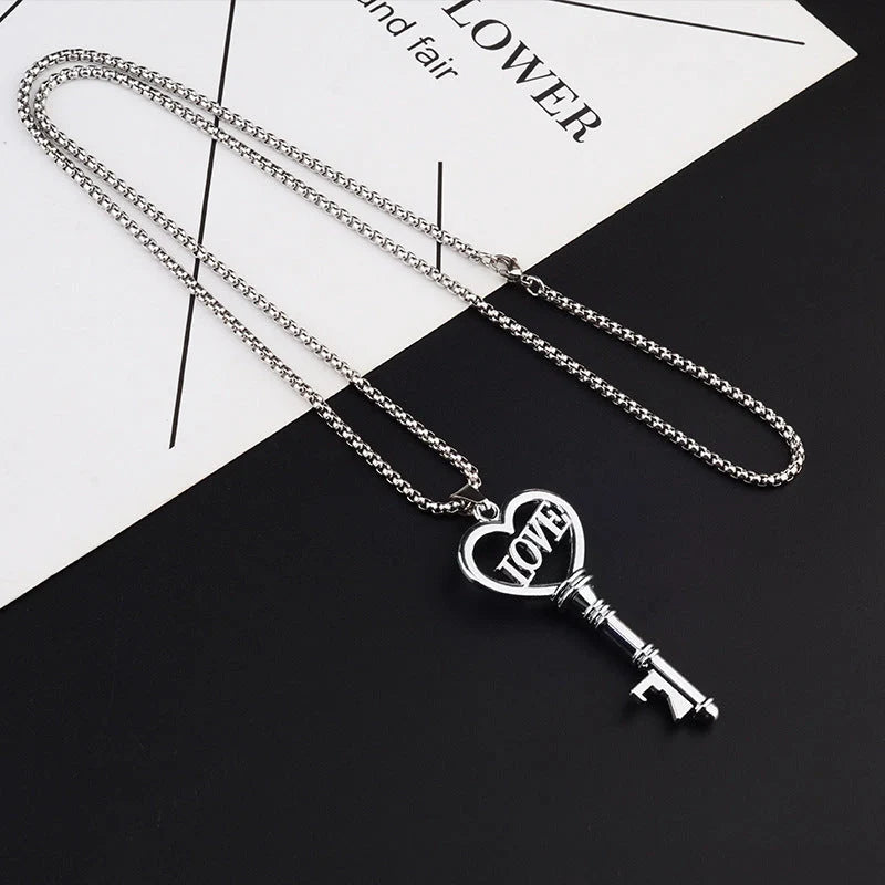 Stainless steel sweet heart key pendant choker necklace for women